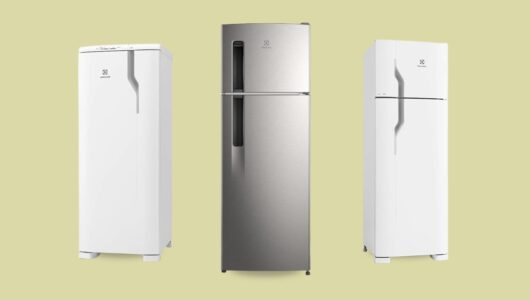 Geladeira pequena oferece bom desempenho e tamanho ideal para cozinhas compactas