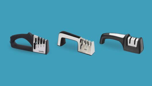 Para manter o fio do corte, escolha o melhor amolador de facas entre 10 opções