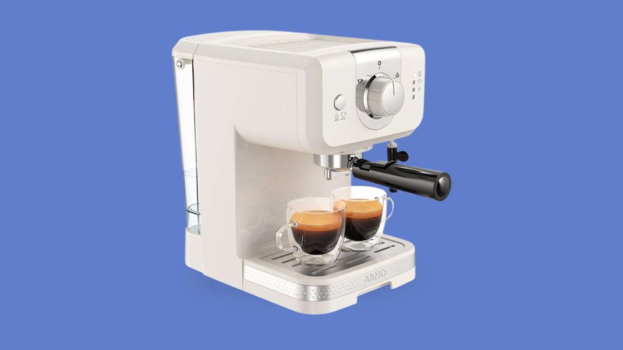 Tenha café fresco e delicioso com a cafeteira Arno