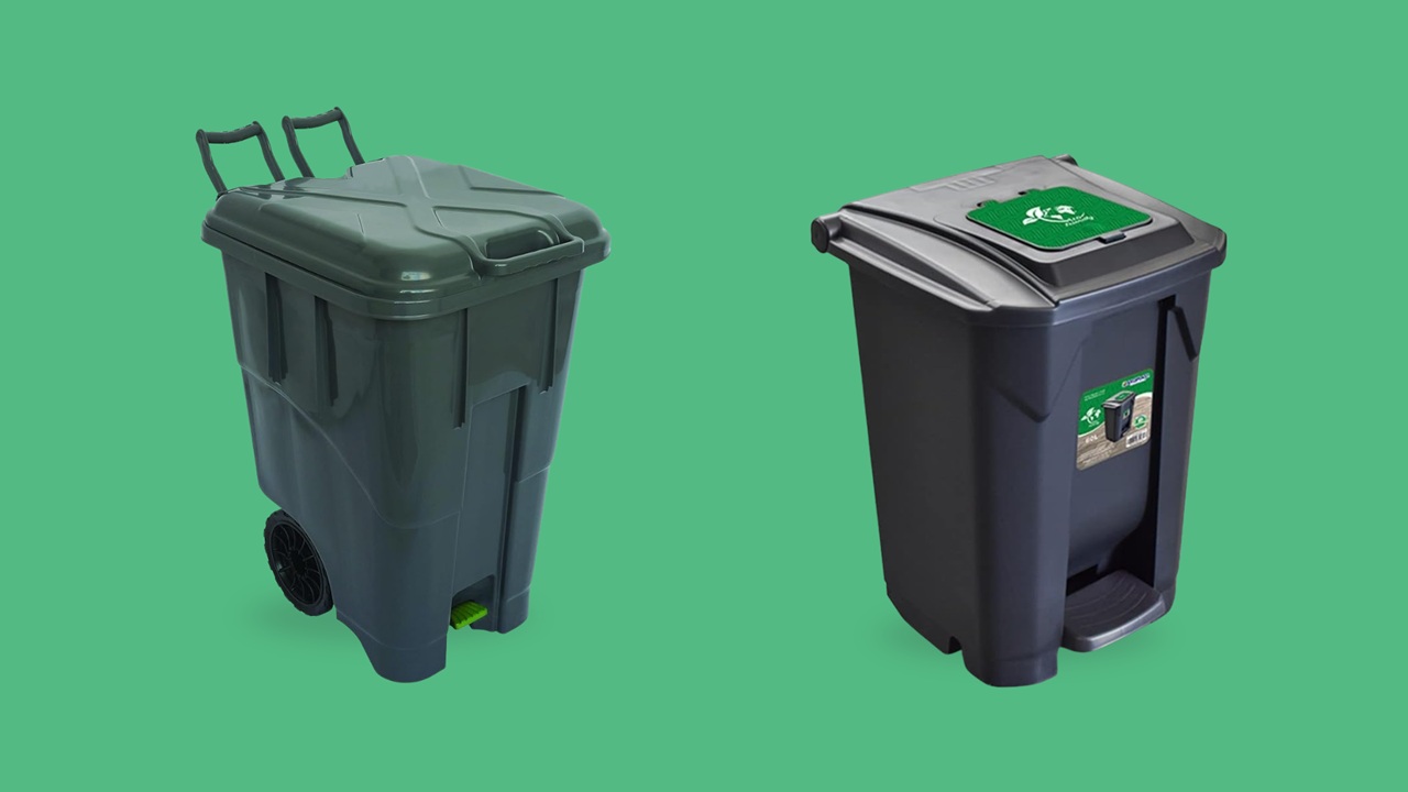 Descarte simples de lixo na lixeira com rodas resistente