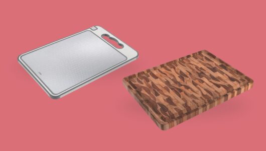 Invista em uma tábua de corte para cortar alimentos de forma mais segura