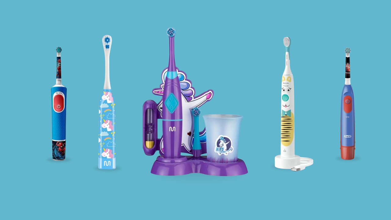 Escova elétrica infantil ajuda a manter os dentes limpos de forma divertida